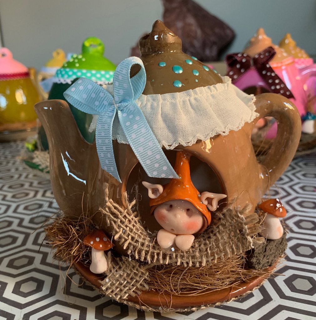 Fantasy Fairy Teapot Brown - Click Image to Close